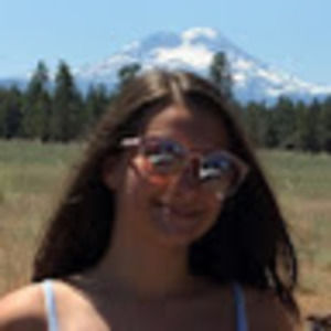 Meet your Posher, Stella